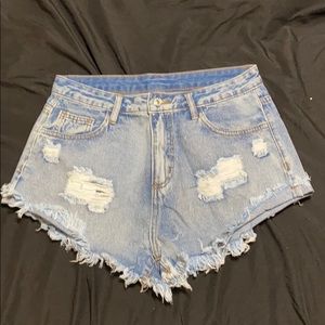BRAND NEW Jean shorts 😊